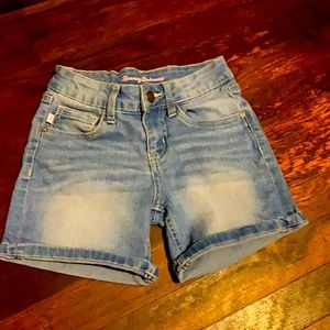 brand is tommy bahama size 7-11 years old for kids